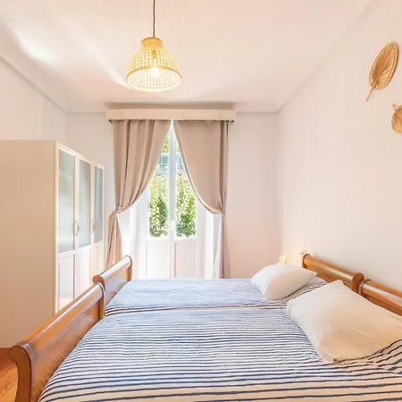 Eki Etxea En Al Lado De San Sebastián Parking Apartamento