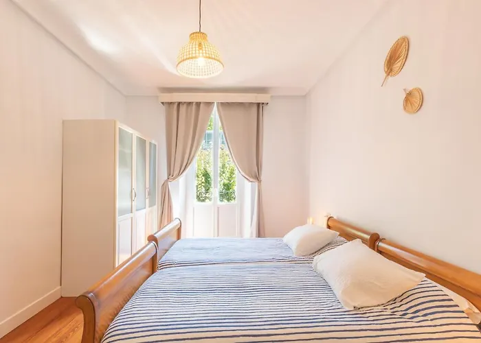 Eki Etxea En Al Lado De San Sebastian Parking Διαμέρισμα